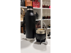 IMPERIAL CALABAZA TERMO 1.2L NEGRO Y BOMBILLA PICO LORO