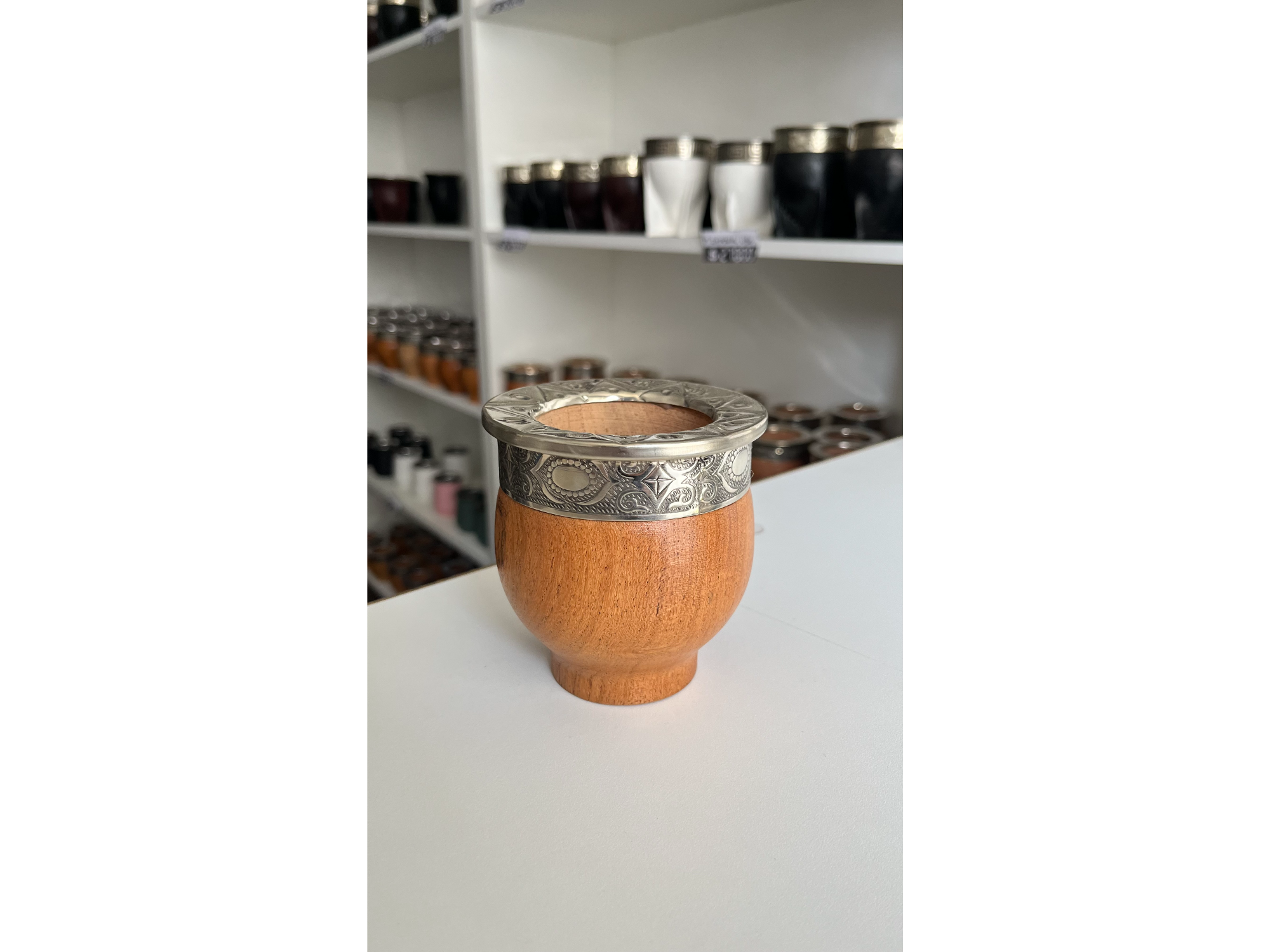 MATE IMPERIAL ALGARROBO CINCELADO ALPACA