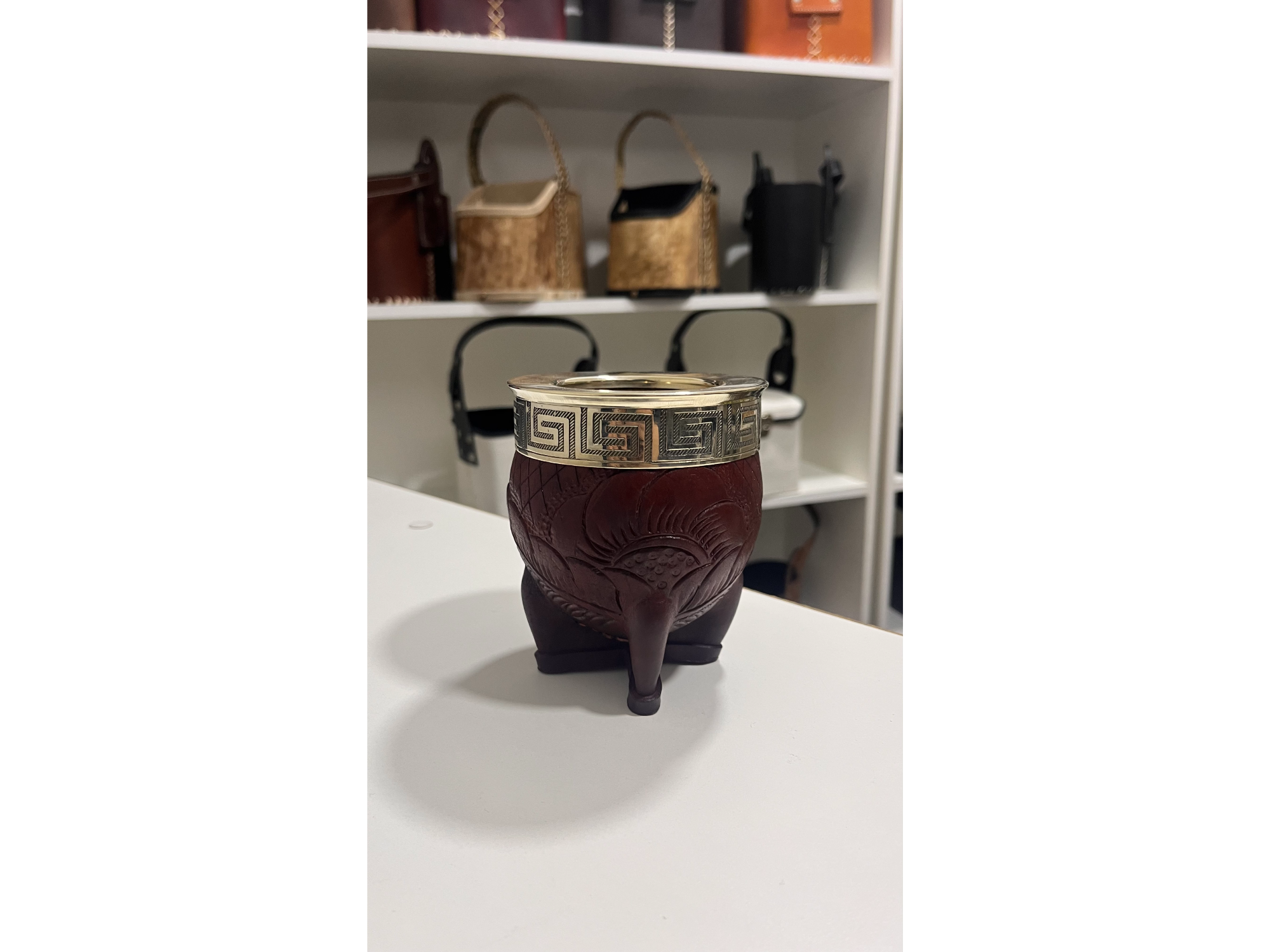 MATE IMPERIAL MARRON CUERO REPUJADO FLORES