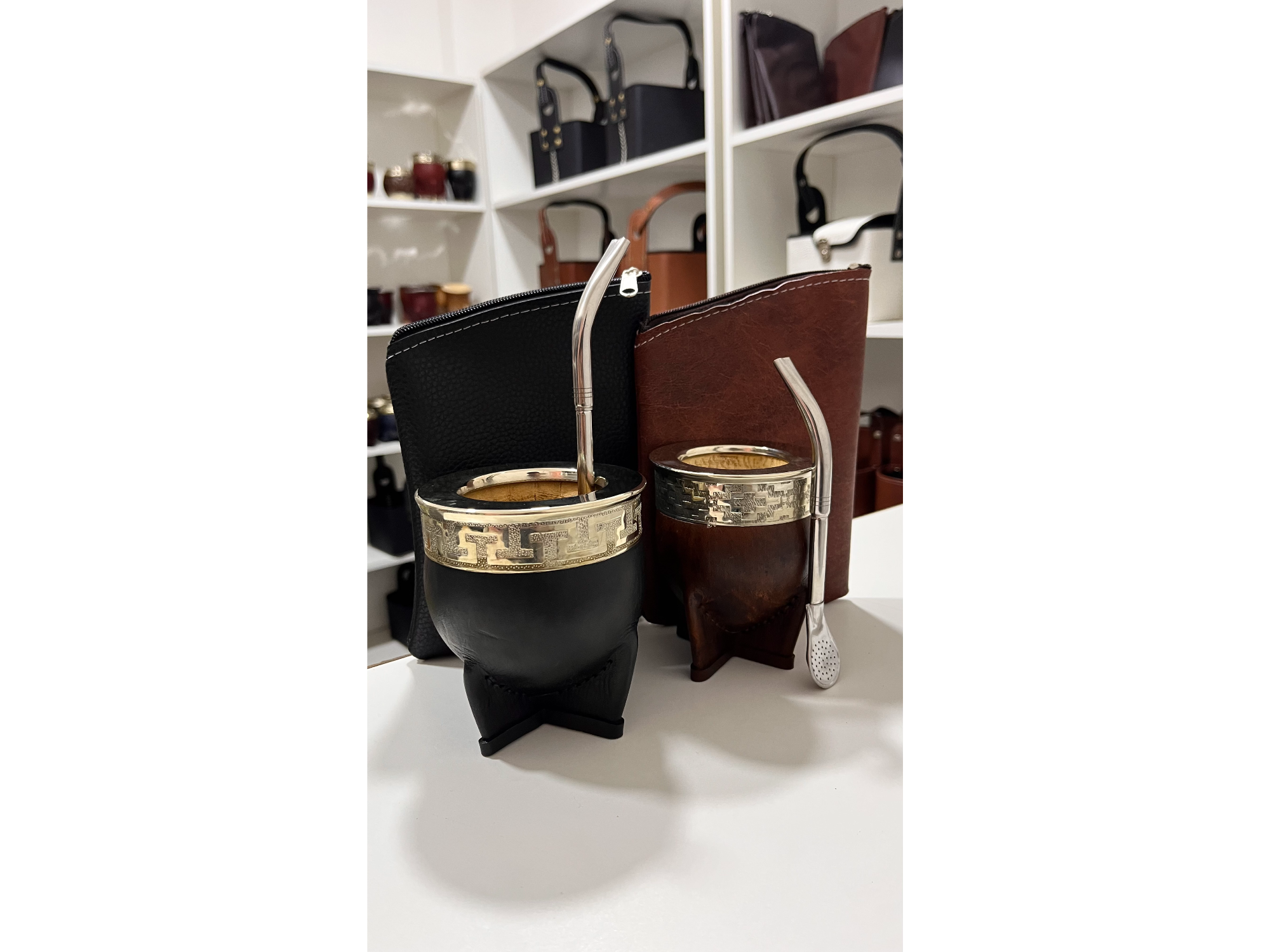 MATE IMPERIAL CALABAZA VIROLA LISA BOMBILLA PICO LORO Y YERBERA ECO CUERO