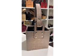 CANASTA COLOR CREMA CUERO SINTETICO