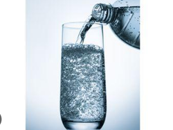 Agua con gas 500 ml.