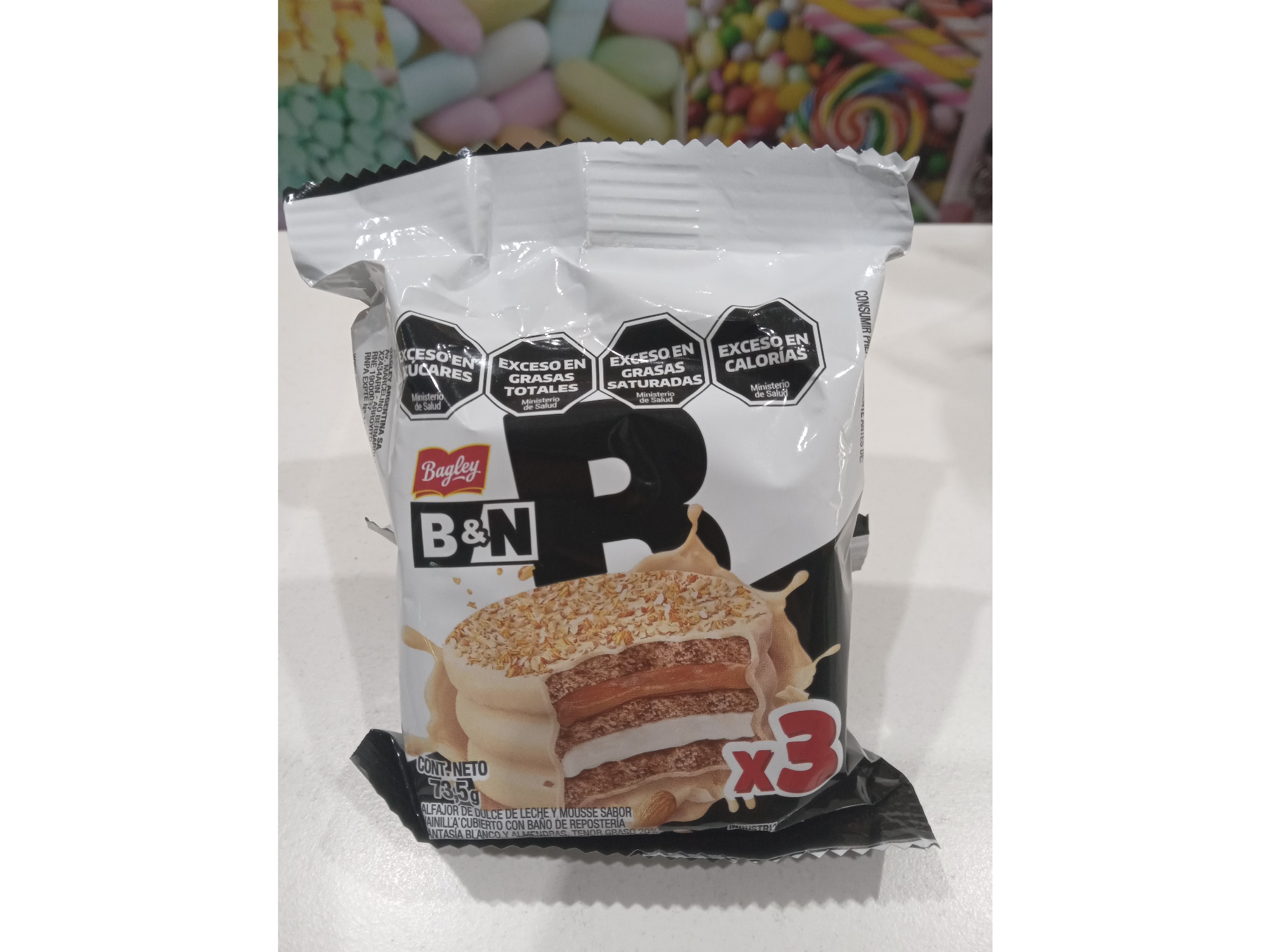 Alfajor B y N Triple Blanco 73,3gr
