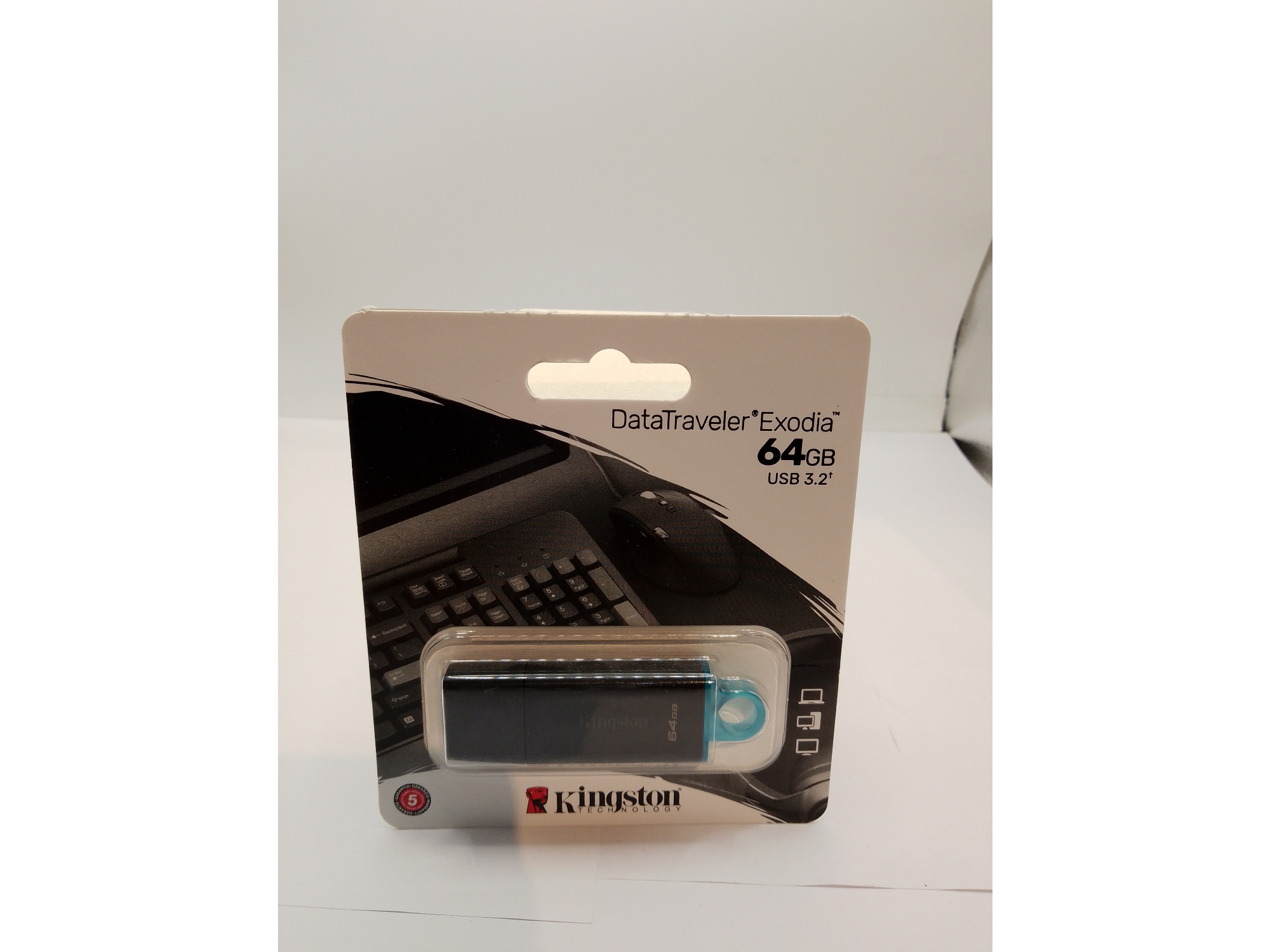 Pendrive Kingston 64 GB M0567