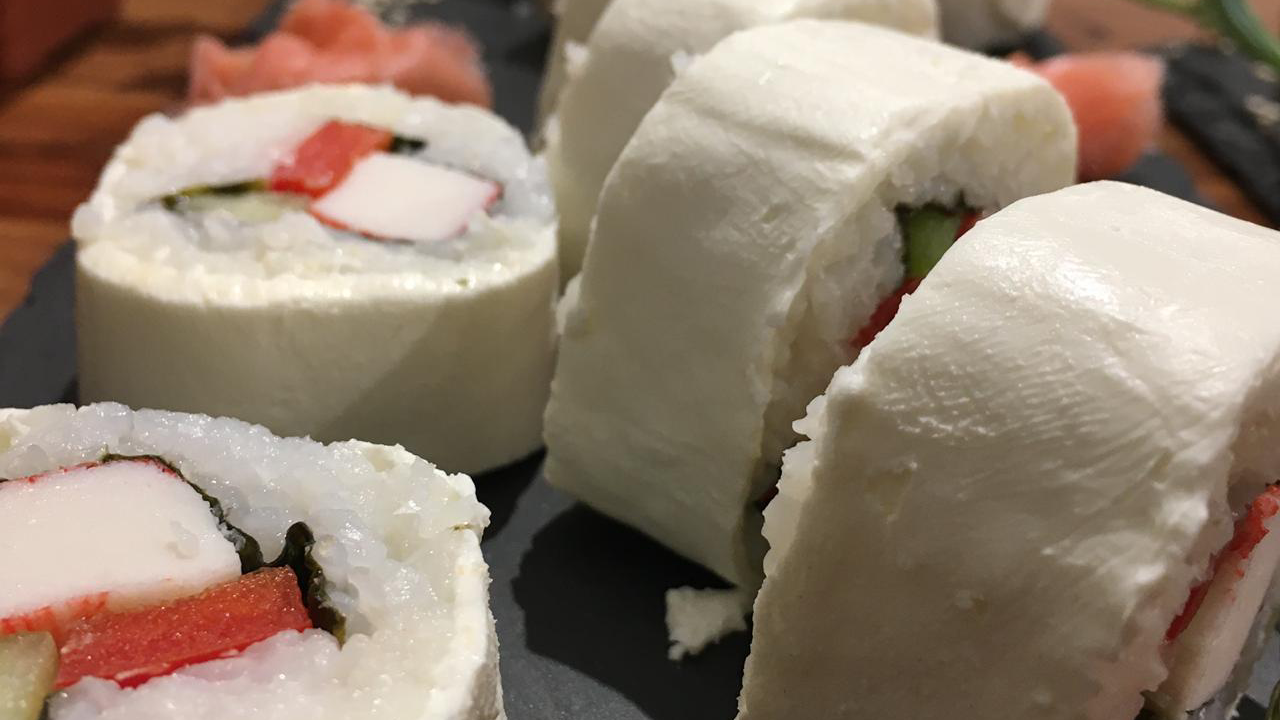 Rolls Envueltos en Queso Crema