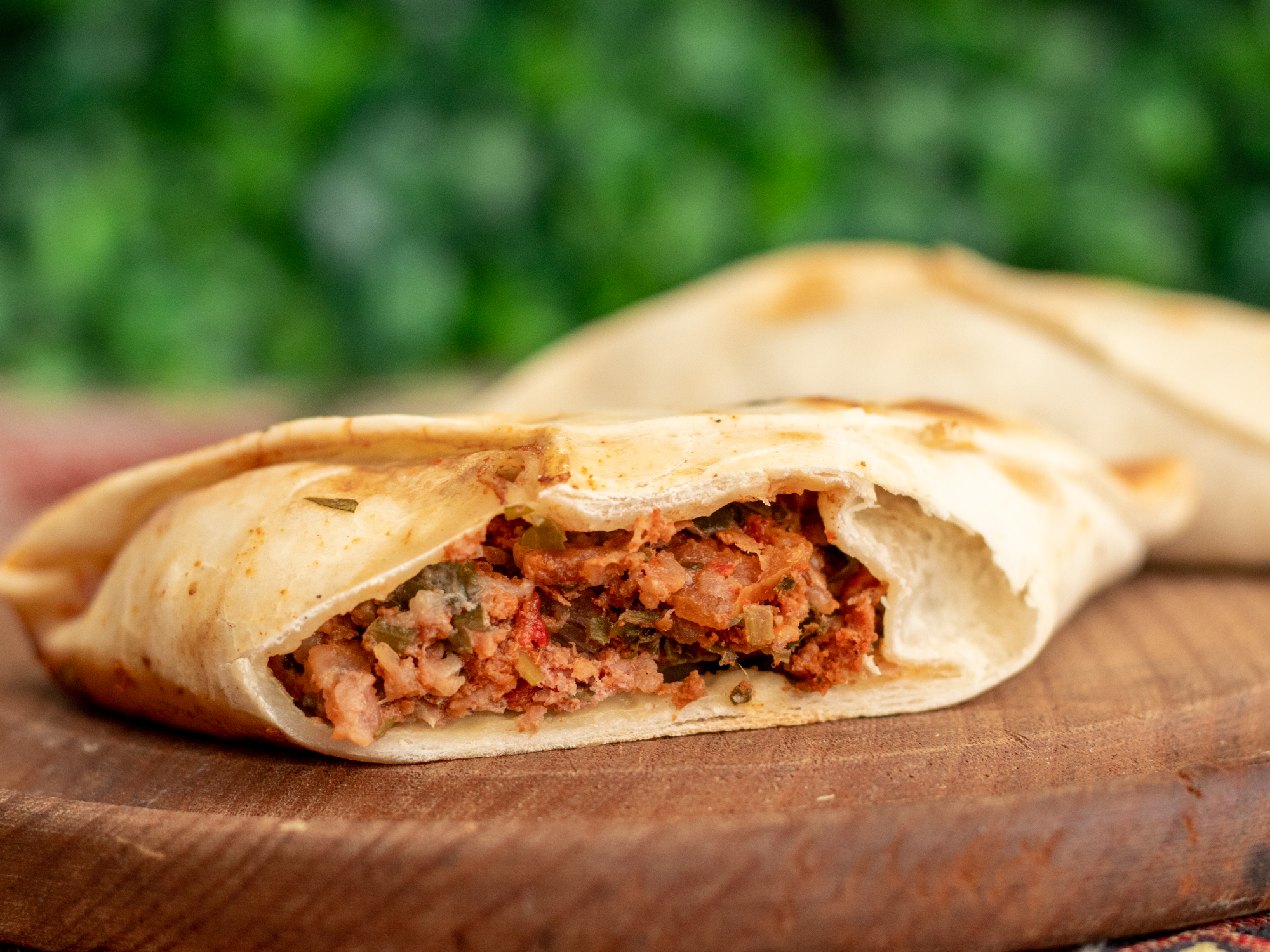 Empanada Arabe x 12 - de regalo un puré de garbanzo