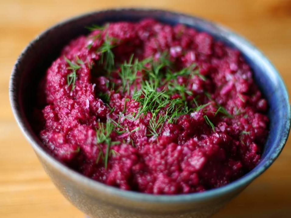 Hamus de garbanzo Con Remolacha