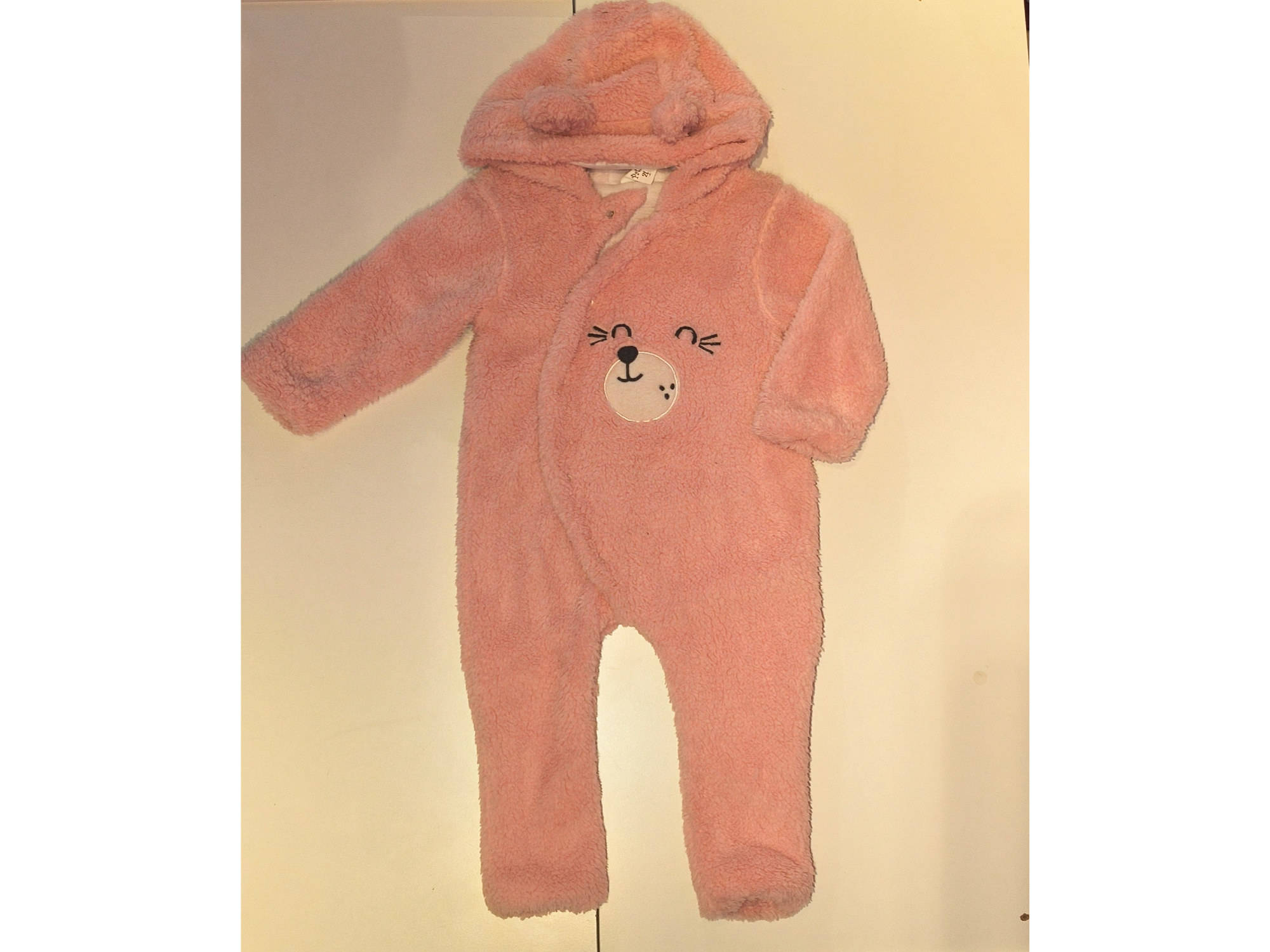 Osito de corderito con bordado color rosa talle 18 meses