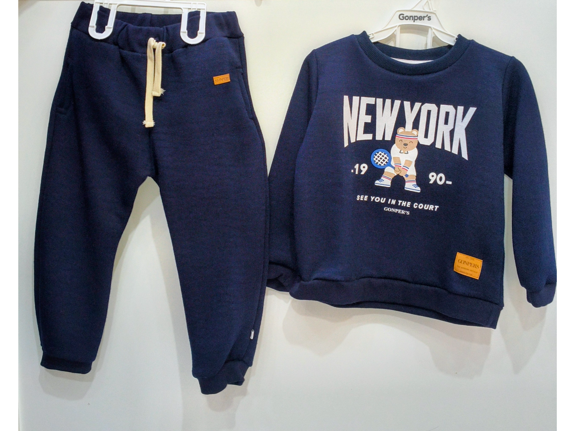 Conjunto frizado talle 4