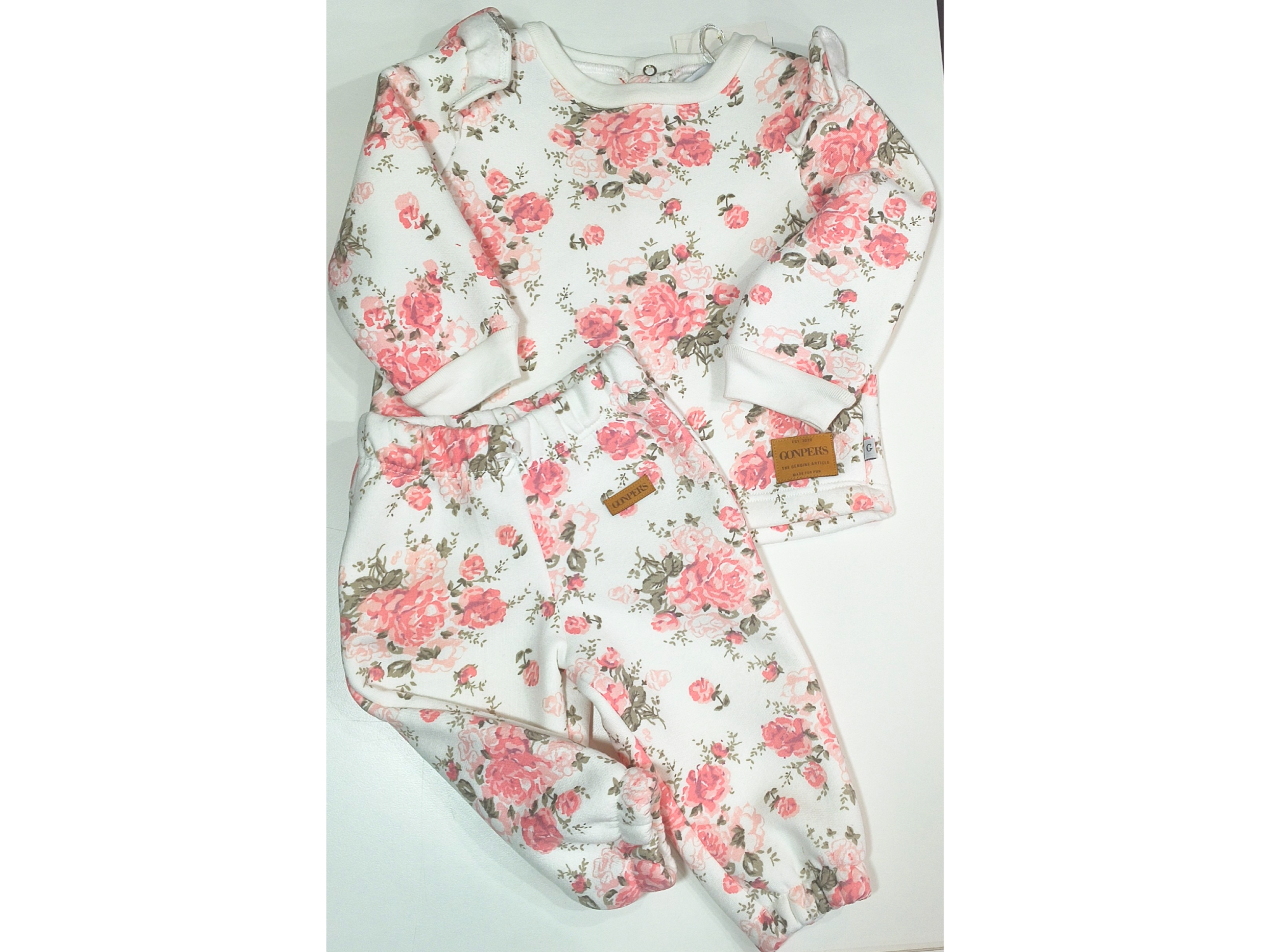 Conjunto friza premium talle 6 meses