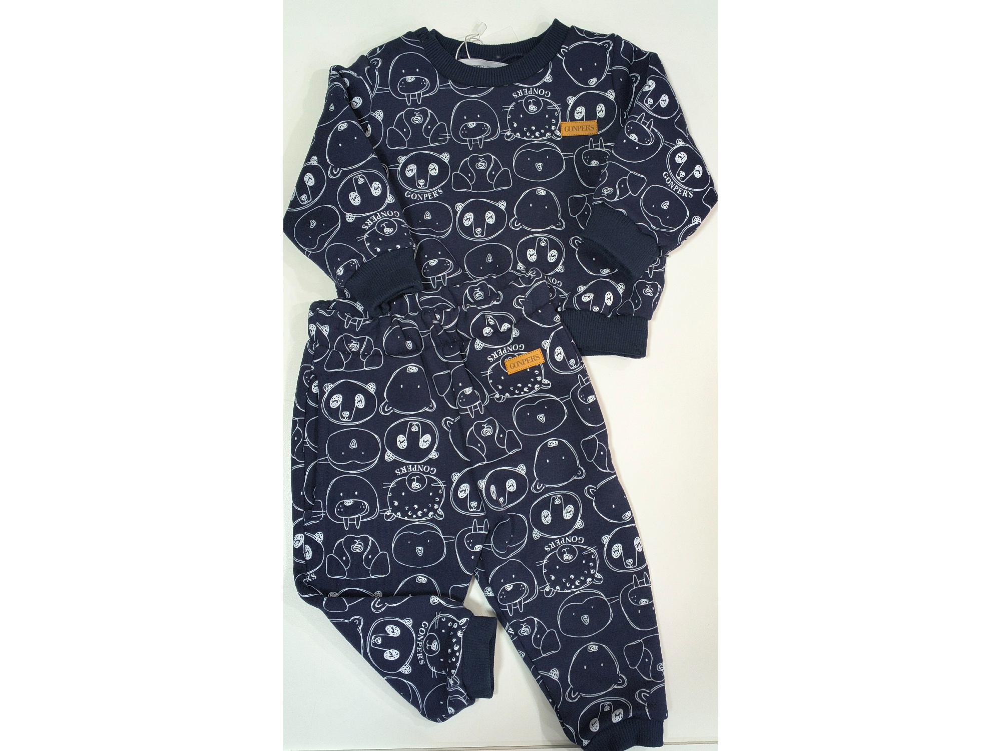 Conjunto friza talle 6 meses