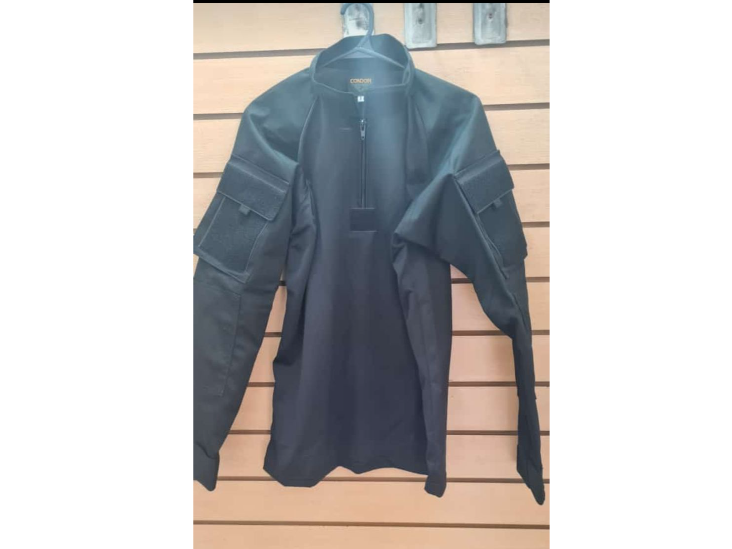 BAJO CHALECO NEGRO ( MANGA LARGA)