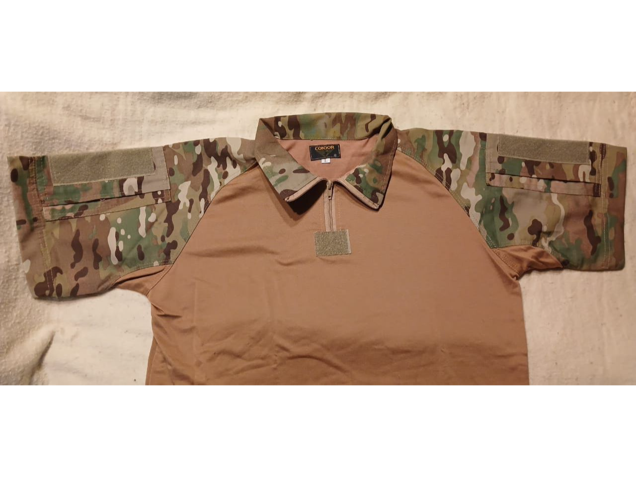 BAJO CHALECO MULTICAM (MANGAS CORTAS) de PIPEER
