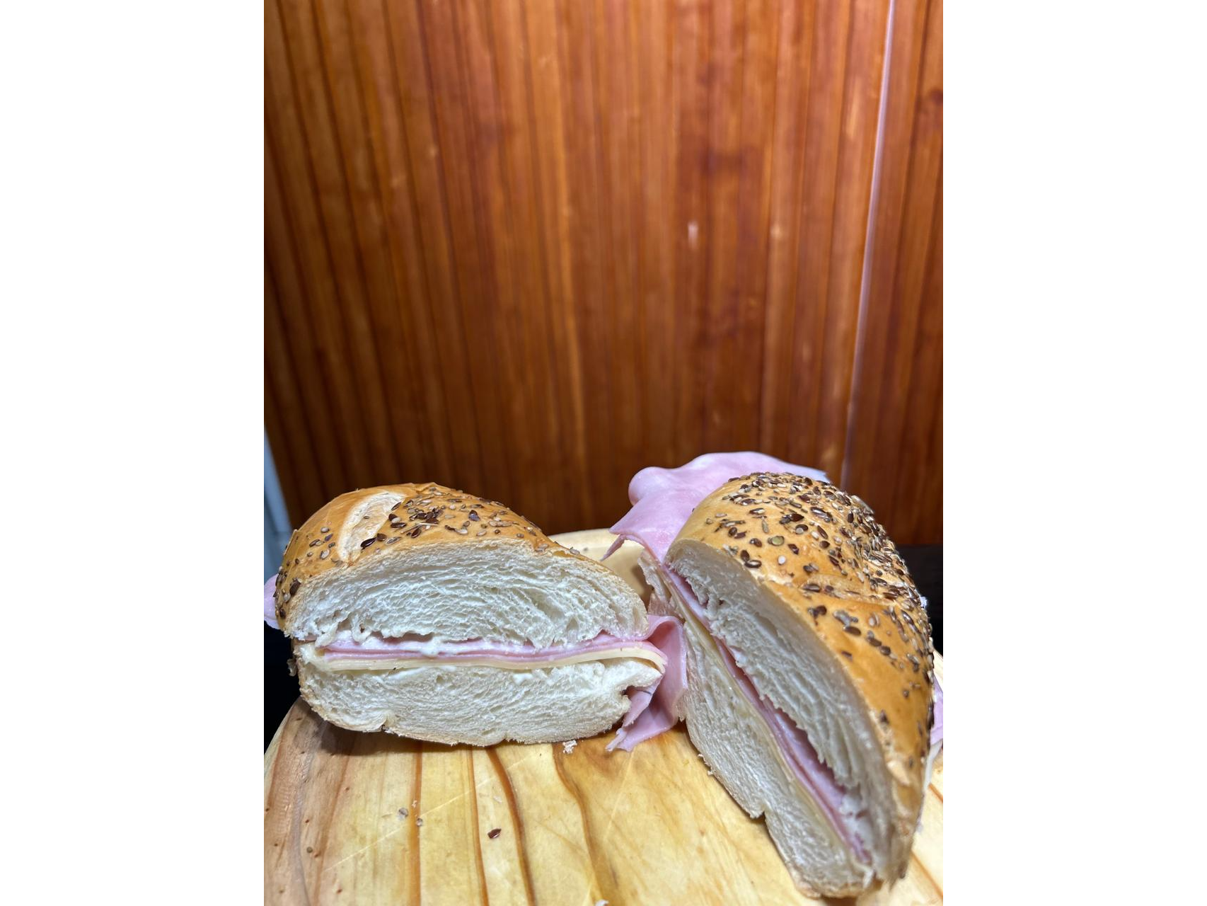 BAGUETTE JAMON Y QUESO