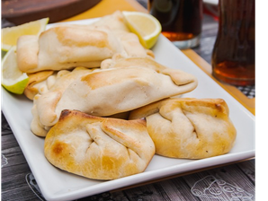 Docena Empanadas de Condor Empanadas