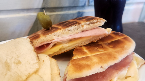 Promo SELLADITO + GASEOSA