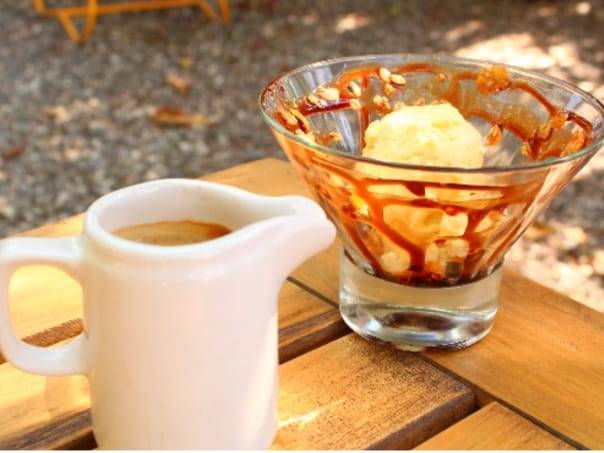 AFFOGATO