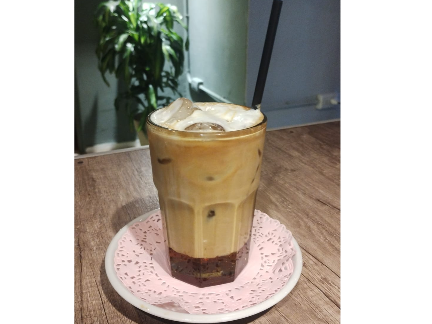 ICED CARAMEL LATTE