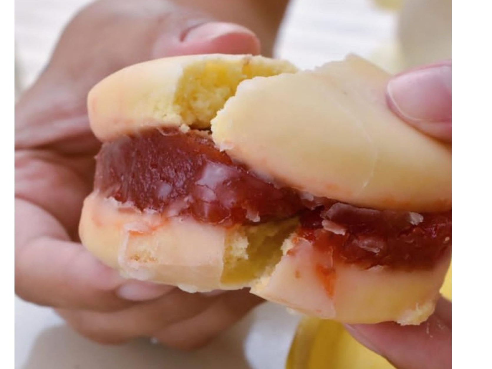 NUEVO ALFAJOR SIN TACC CORDOBES MEMBRILLO