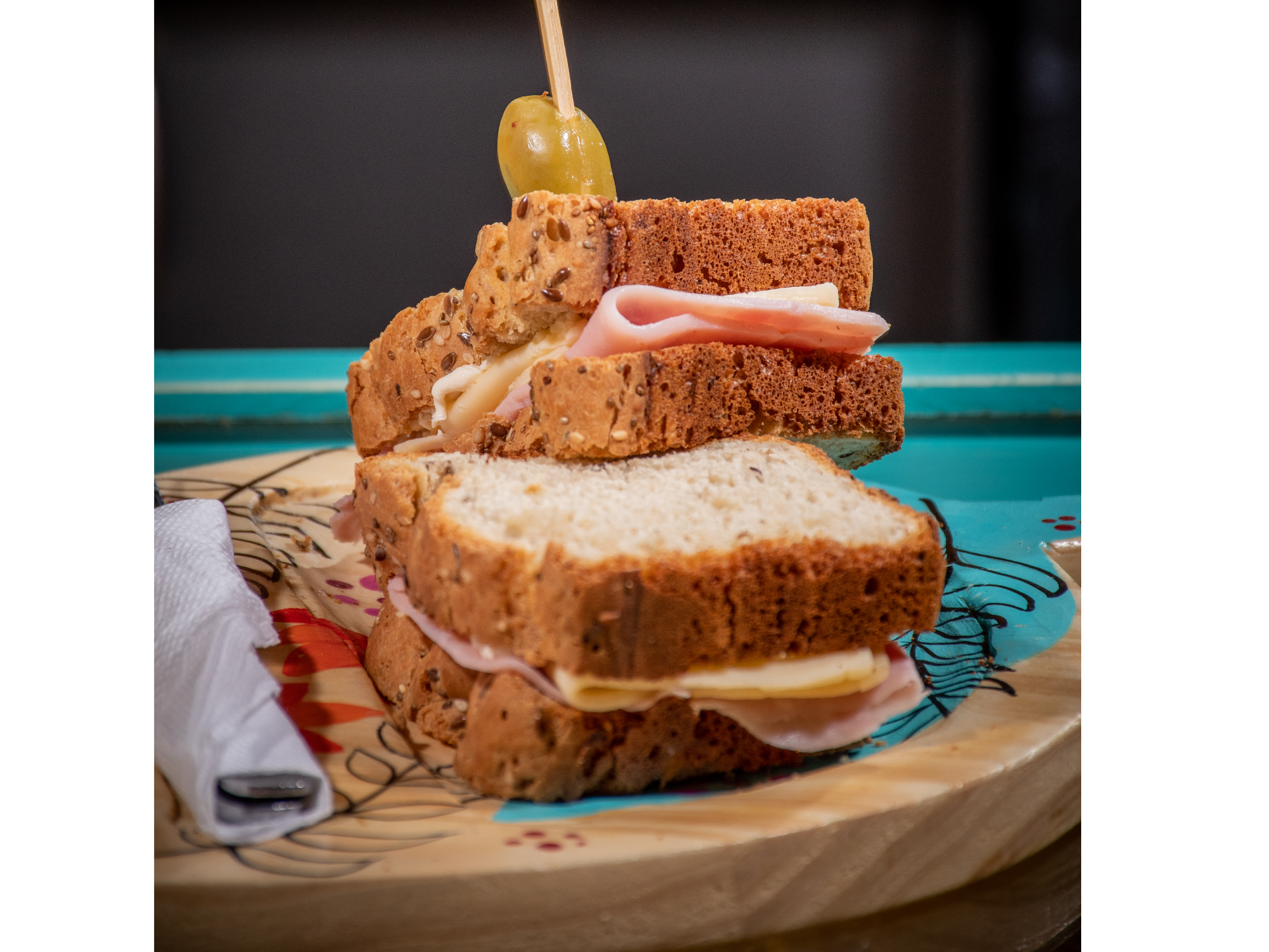 N°1  SÁNDWICH JAMON Y QUESO