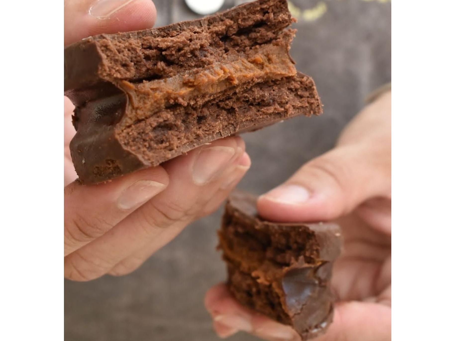 NUEVO ALFAJORSIN TACC DE CHOCOLATE