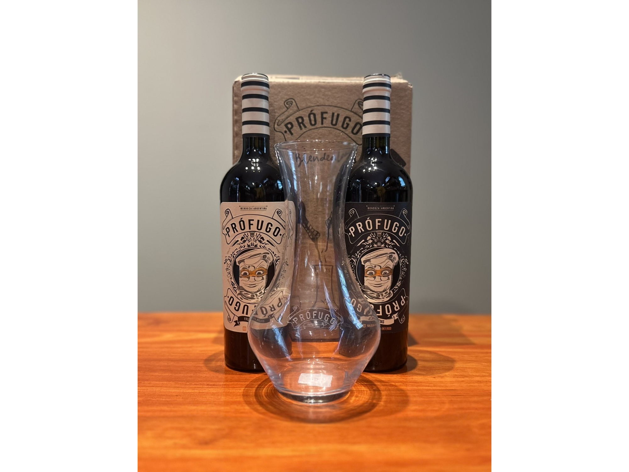 PROFUGO / FRUTOS ROJOS + ESPECIAS + DECANTER