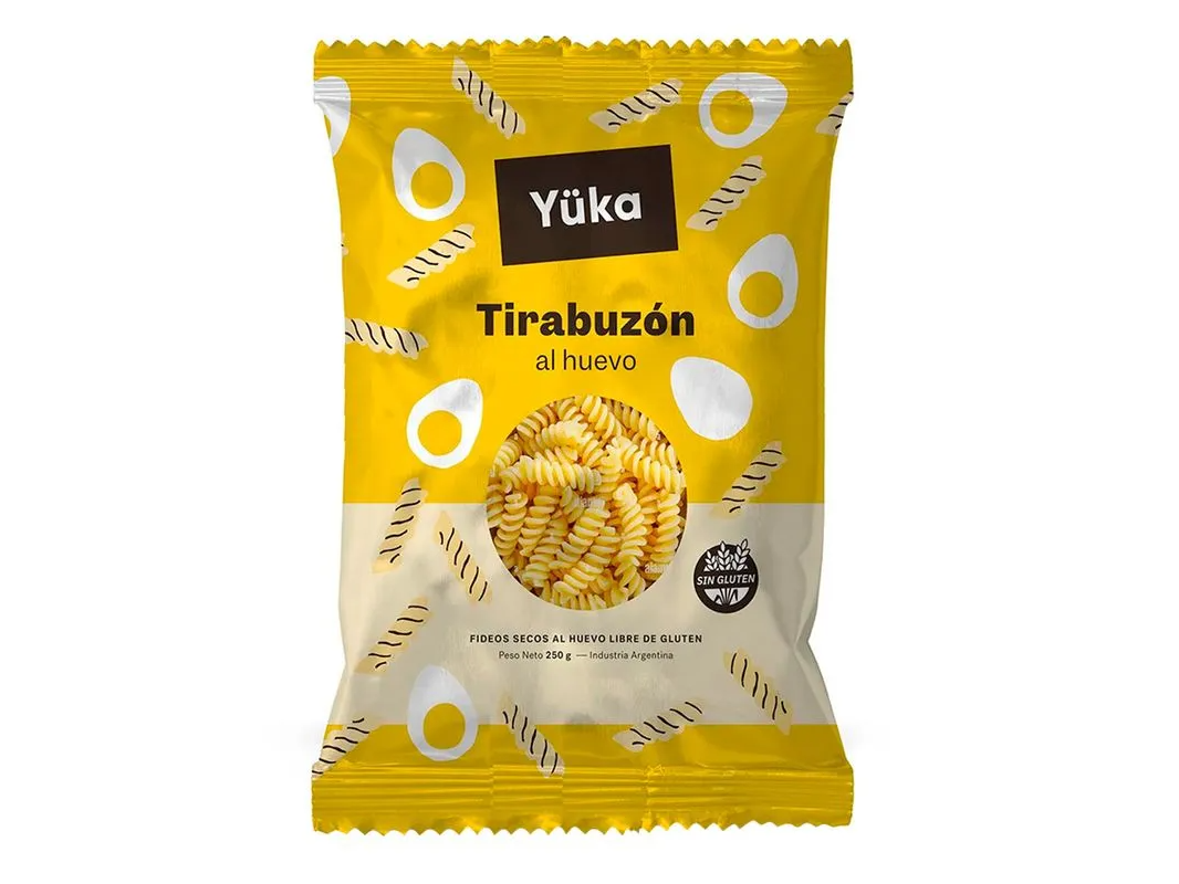 Fideos  yuka tirabuzón al huevo