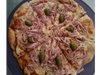 Pizza de jamón y queso