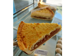 Tarta de coco y dulce de leche