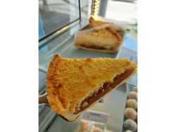 Tarta de dulce de leche y coco