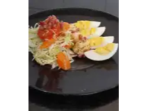 Ensalada de Repollo Tomate Huevo