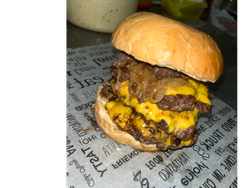 Hamburguesa personalizada cuádruple