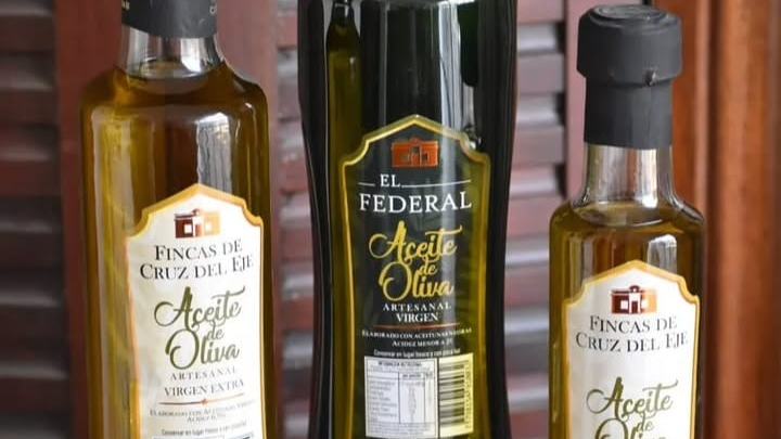 ACEITES DE OLIVA Y ADHERESOS