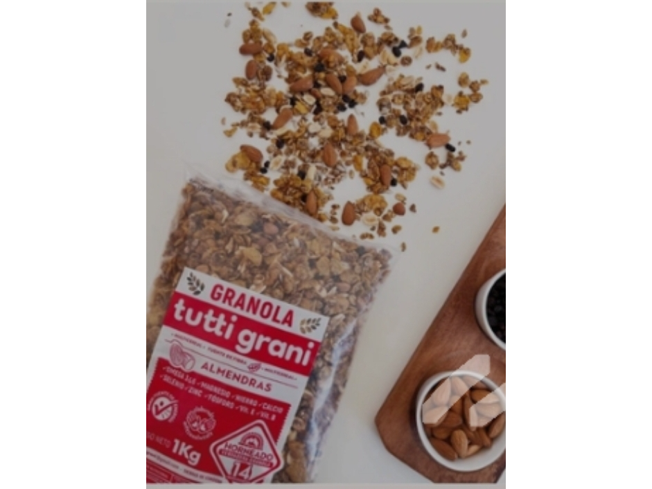 GRANOLA CON ALMENDRAS