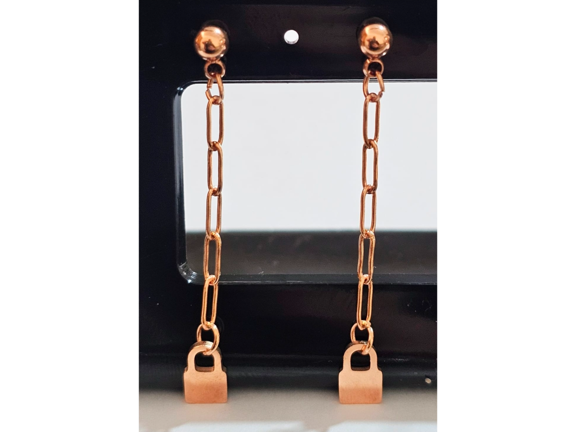 Aros con cadena y candado