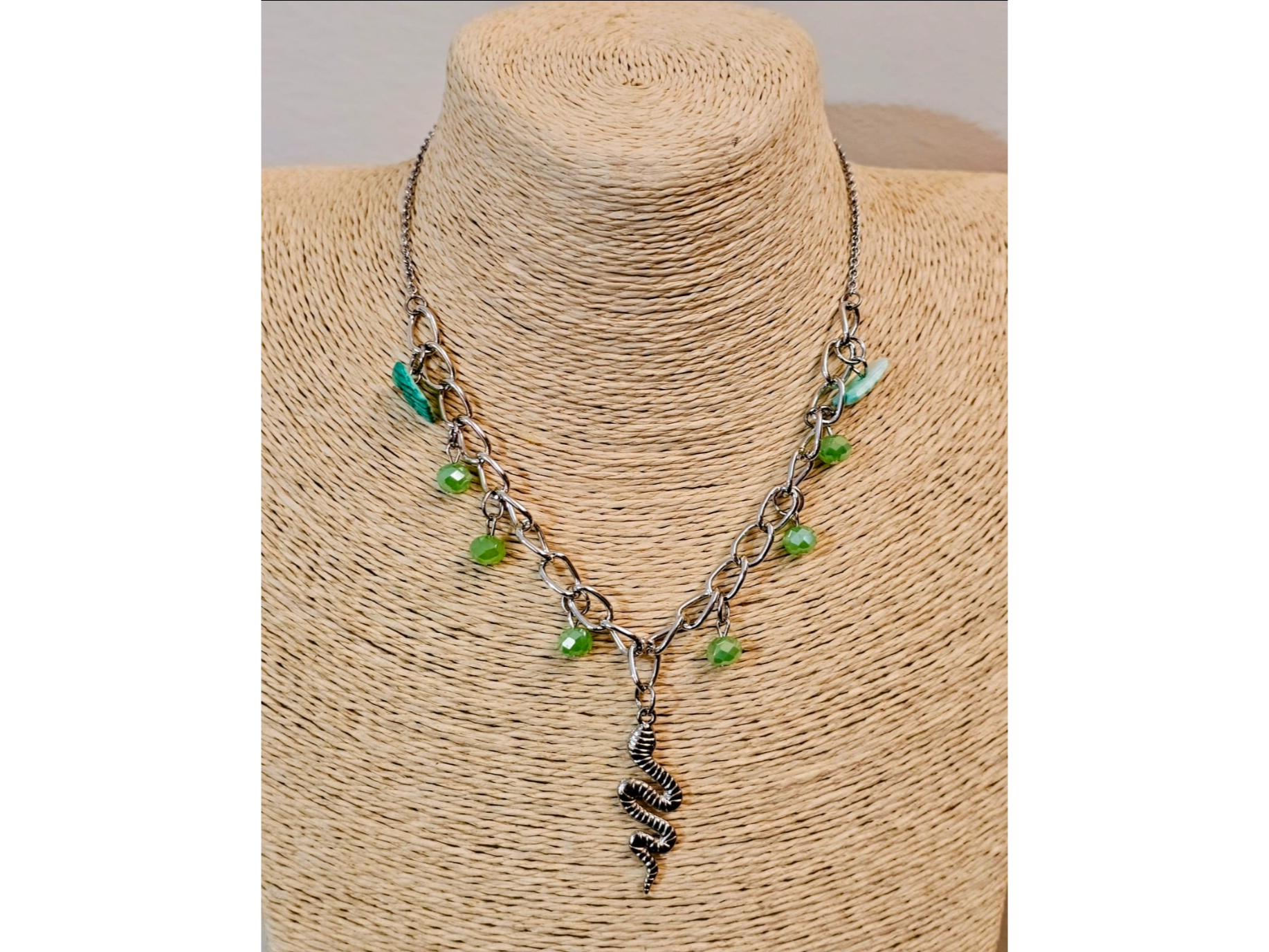 Collar víbora
