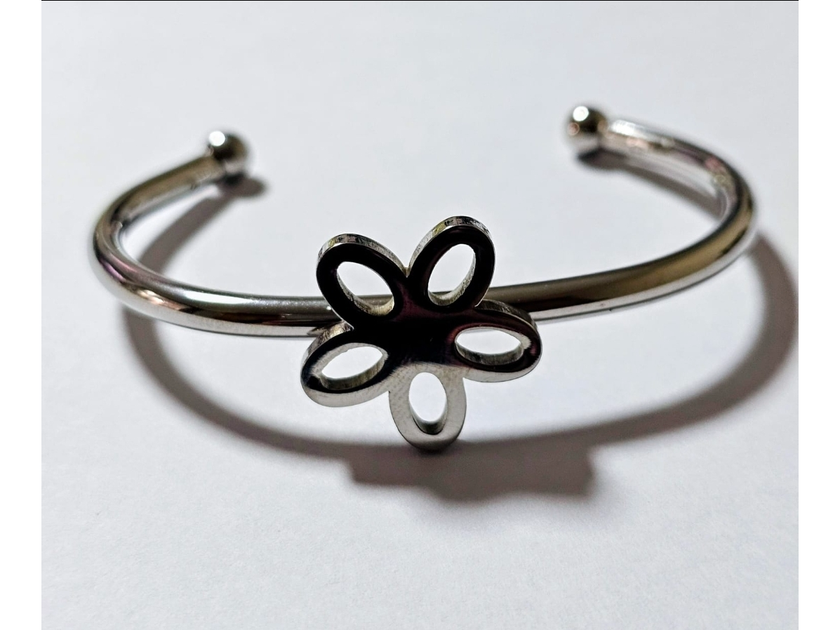 Esclava abierta flor