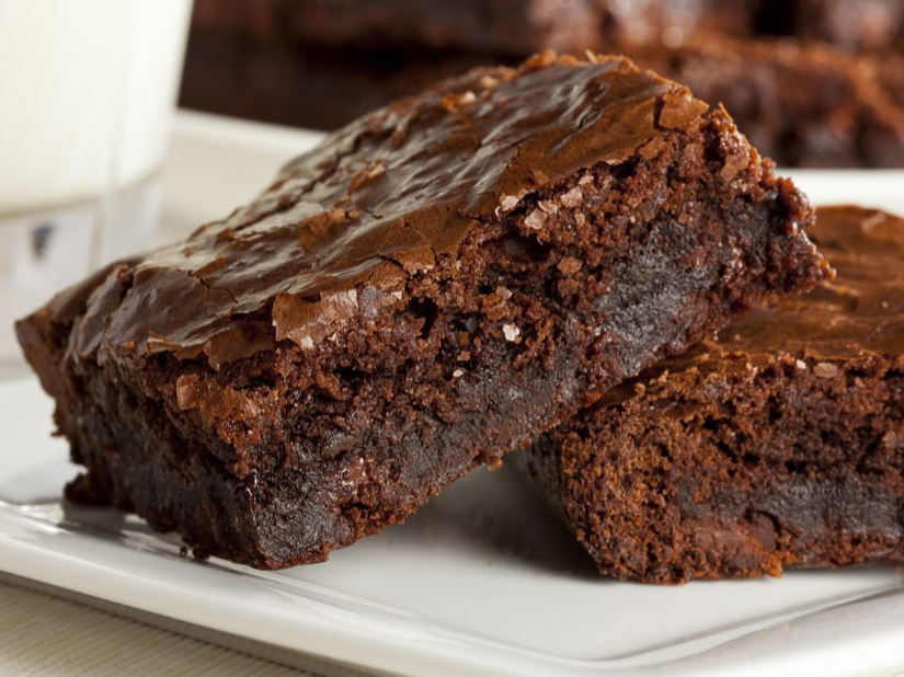 Porción de brownie