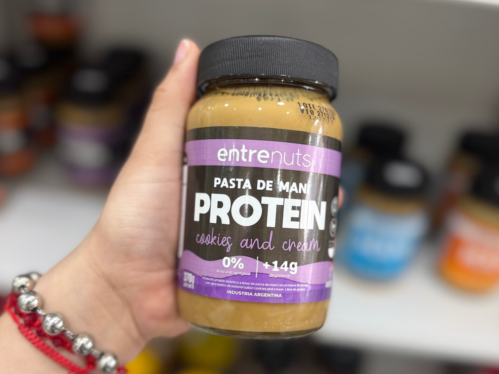 PASTA DE MANÍ PROTEIN COOKIES AND CREAM
