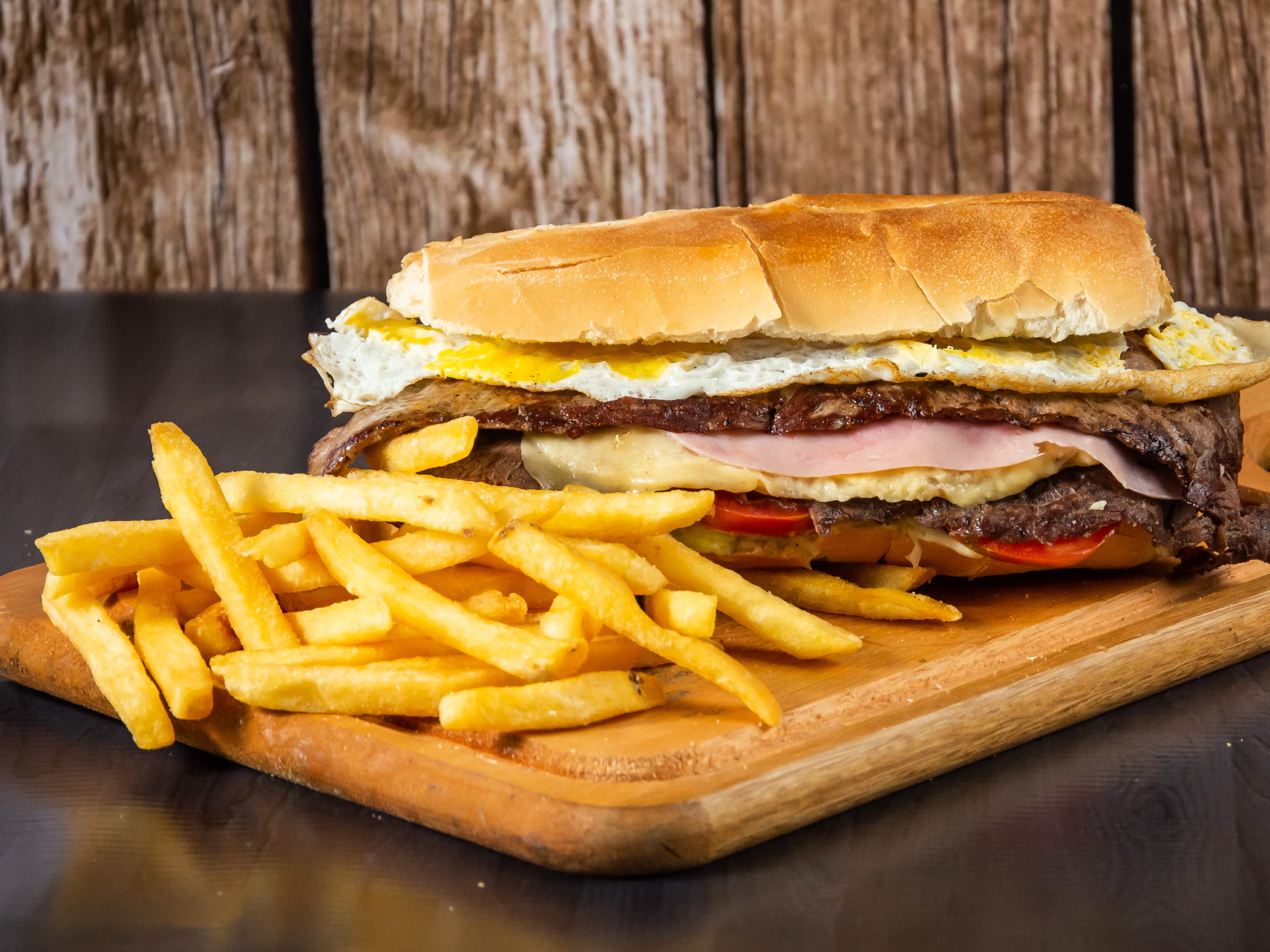 LOMO R CON PAPAS (doble bife de lomo)