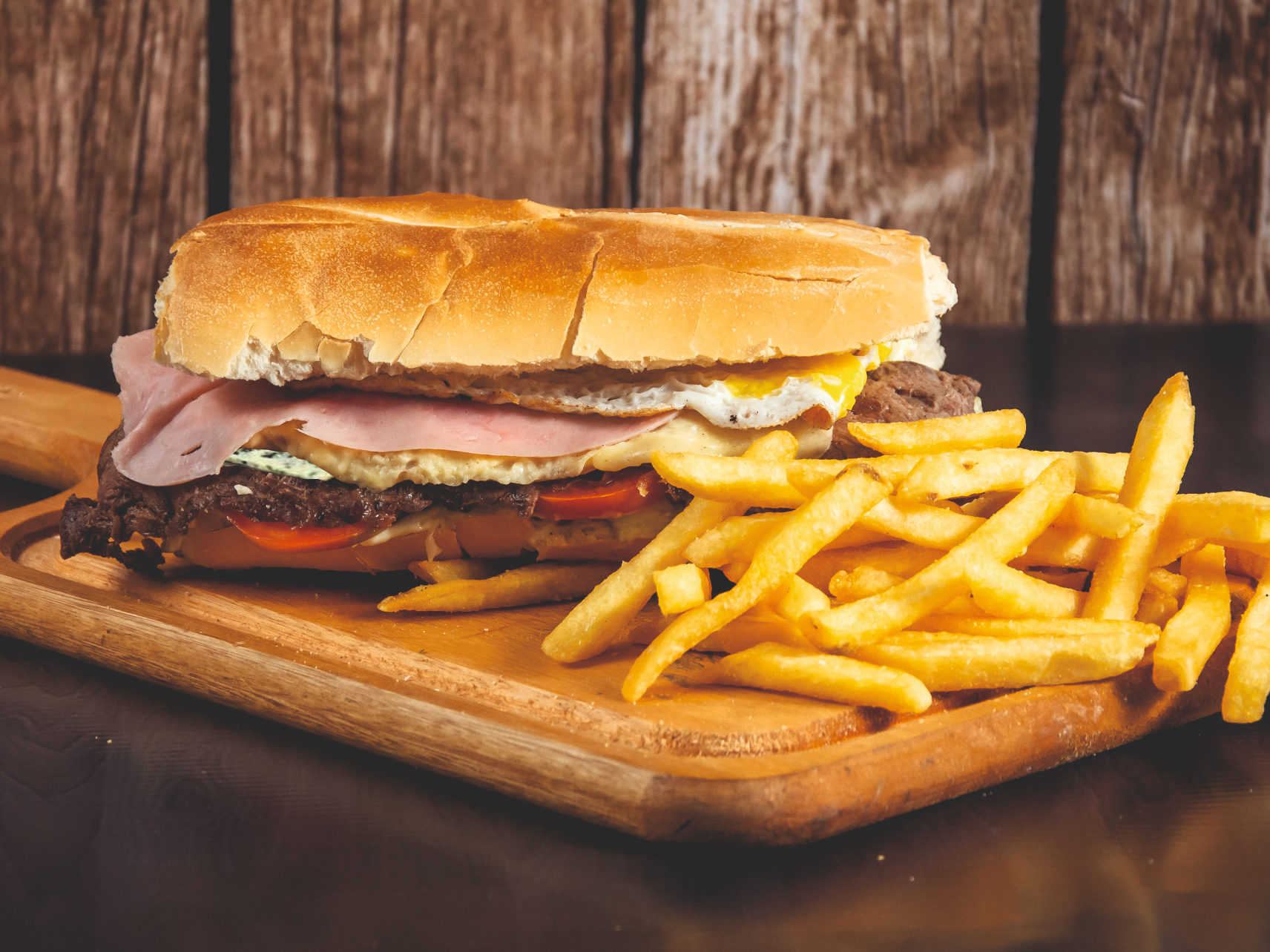 LOMO AL ROQUEFORT CON PAPAS