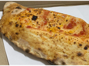 Calzone de Bondiola de Pedro Pizza Piedra Crespo