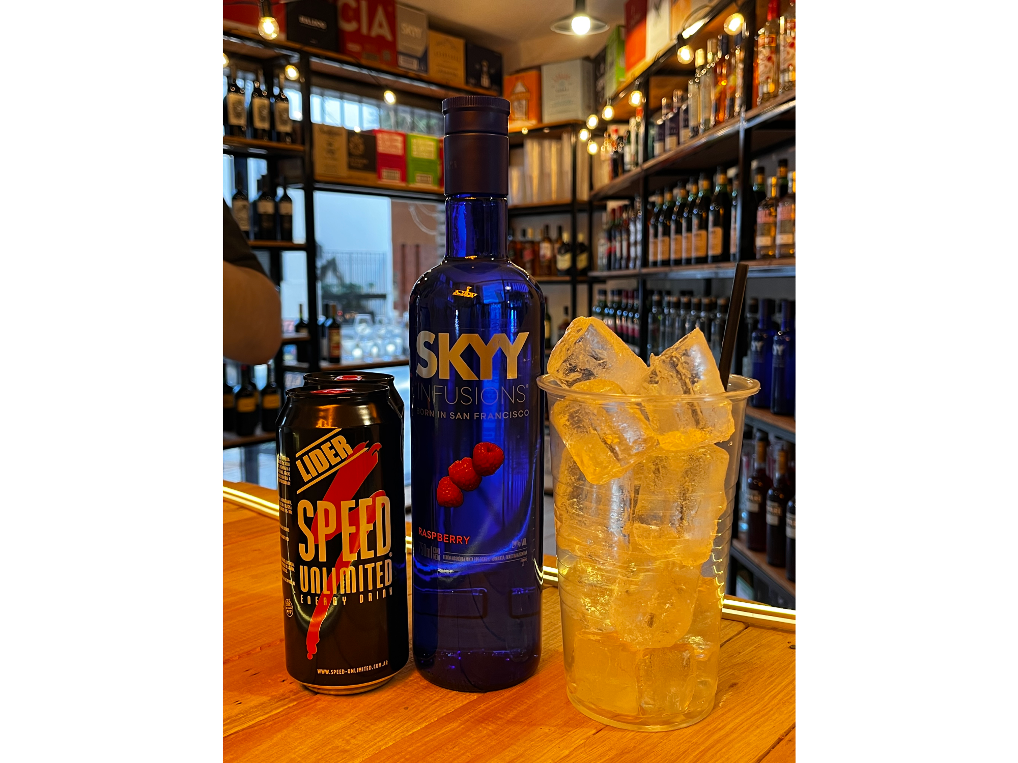 Skyy Sab + 2 Speed XL + Hielo + Vaso