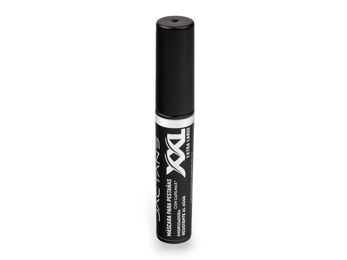 676 - MASCARA DE PESTAÑAS XXL EXTRA LARGE - resistente al agua