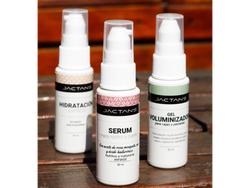 965 - BASE DE MAQUILLAJE MAKE UP C/HIALURONICO X 20G