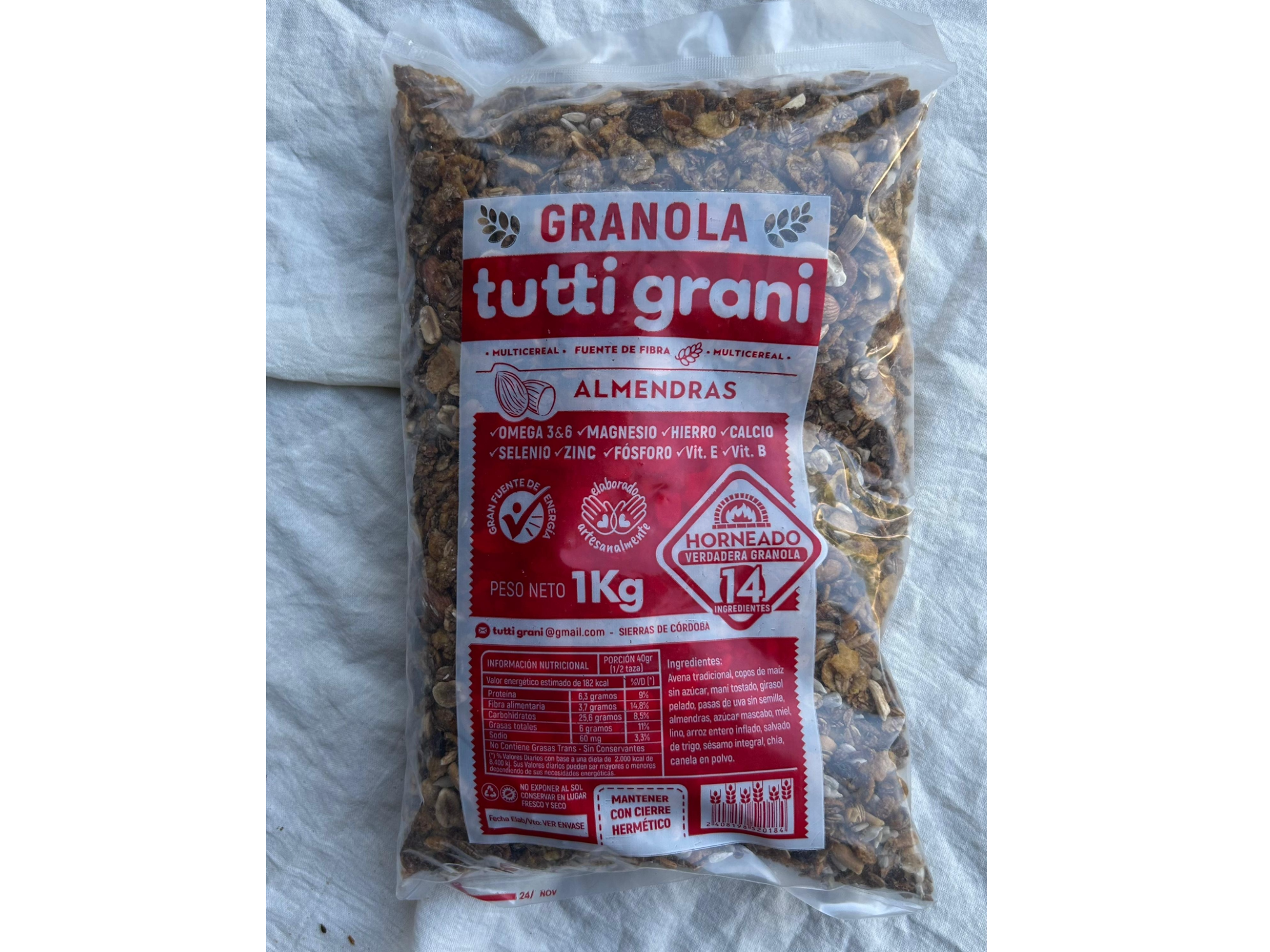 GRANOLA  CON ALMENDRAS