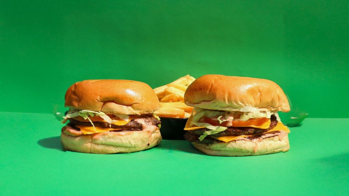 Promo Burgers + Papas Fritas