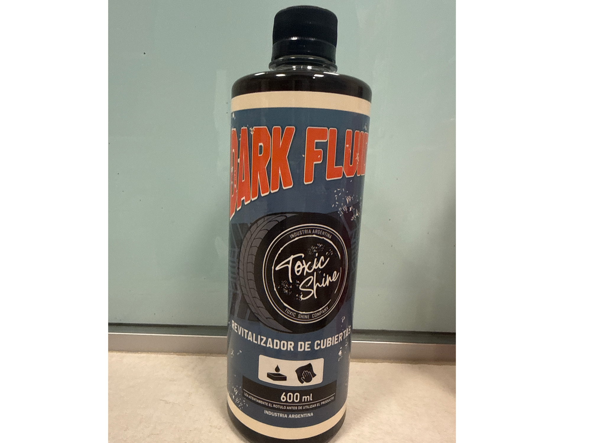 Revitalizador de Cubiertas Toxic Shine - x600ml