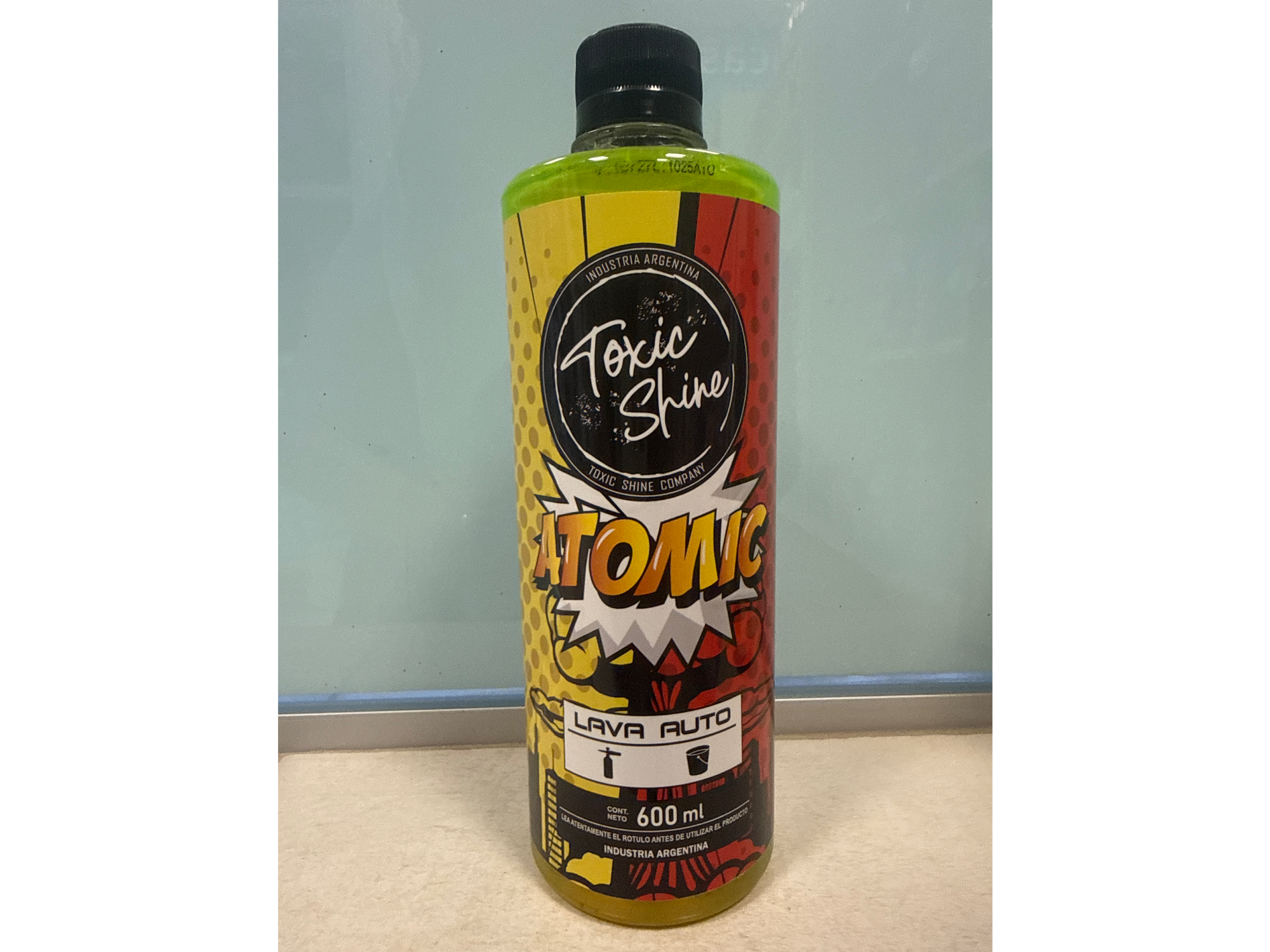 Lava Auto Toxic Shine - x600ml Atomic