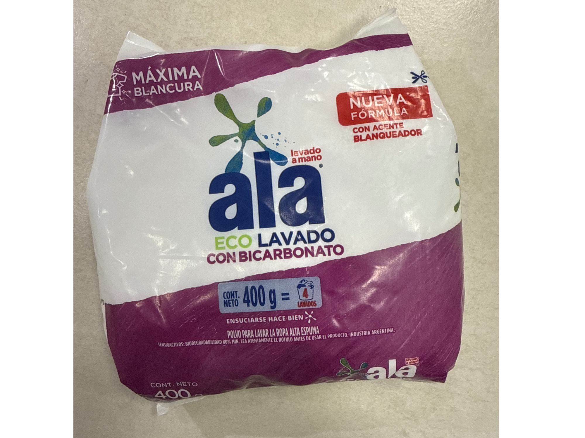 Jabón Ala en polvo lavado a mano x400g con bicarbonato